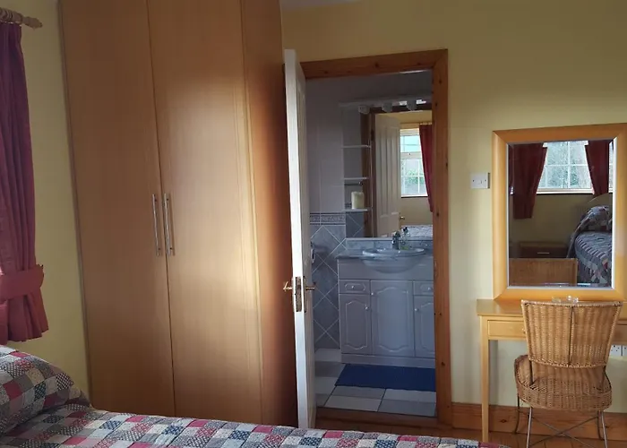 Tomedjocon 住宿加早餐酒店 弗莫伊